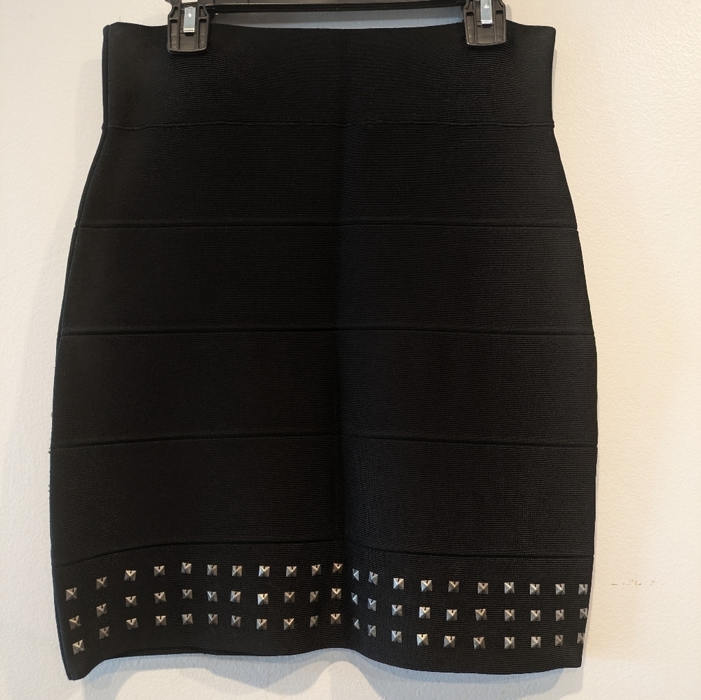 BCBGMaxAzria Black Bandage Mini Skirt Studded Hem Bodycon Size Small
